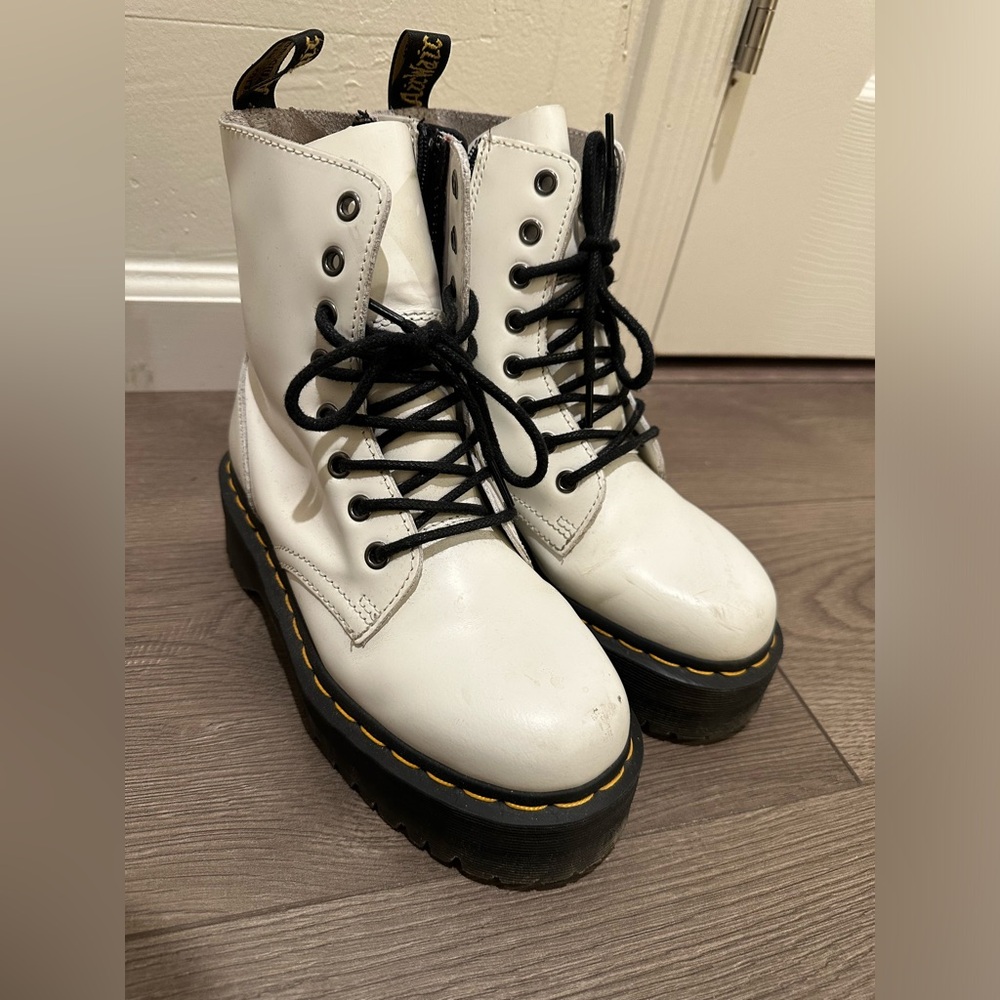 Dr. Martens Jadon Boots